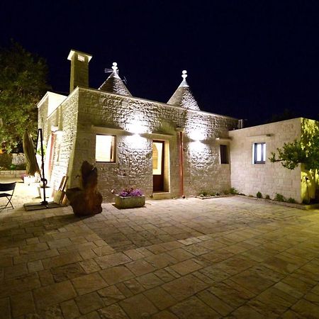 Trulli Petra Chiara Bed & Breakfast Locorotondo Exterior foto